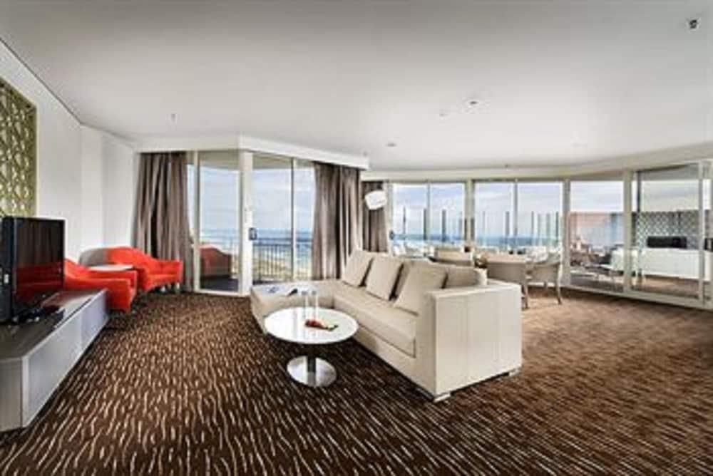 โรงแรมร็องเดวู เพิร์ธ สการ์โบโรช์ เพิร์ท ภายนอก รูปภาพ
